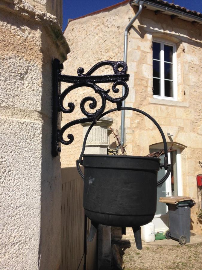 Gites Jardin-Darcy - Piscine Au Sel Bois Exterior foto