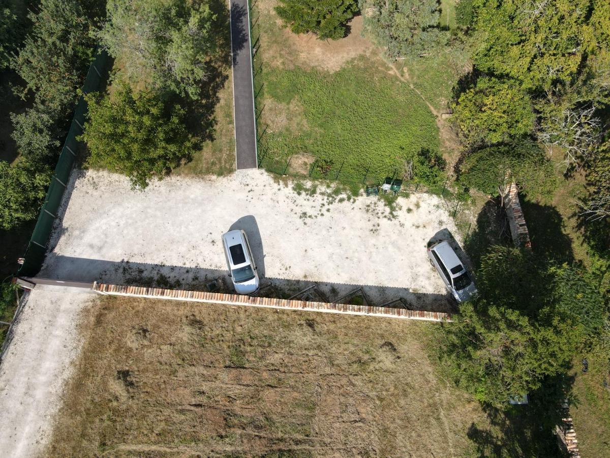 Gites Jardin-Darcy - Piscine Au Sel Bois Exterior foto